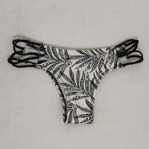 NWT Volcom bikini bottom XS